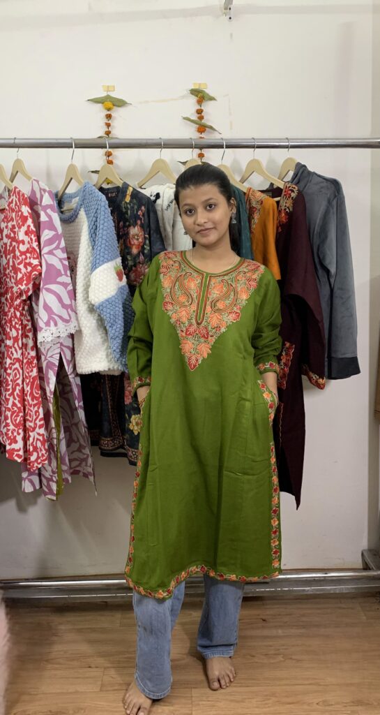 GREEN KASHMIRI PHERAN IN PURE PASHMINA