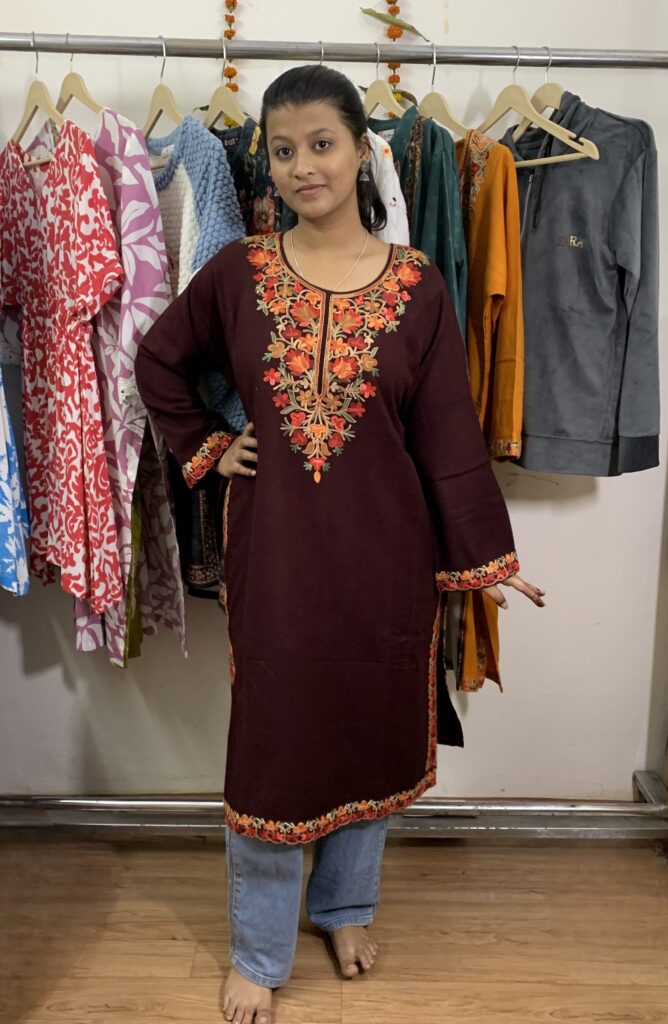 MAROON KASHMIRI PHERAN IN PURE PASHMINA